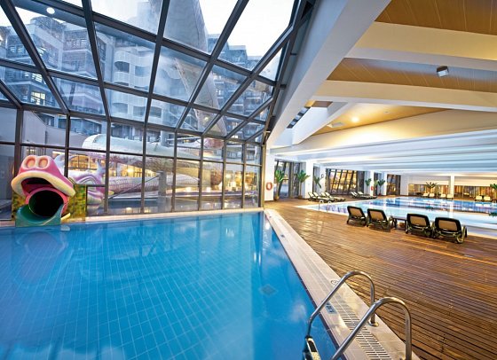 Limak Lara De Luxe Resort