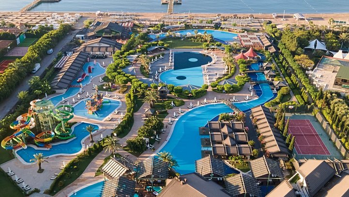 Limak Lara De Luxe Resort