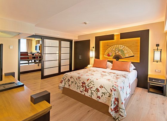Limak Lara De Luxe Resort - Wohnbeispiel Familienzimmer