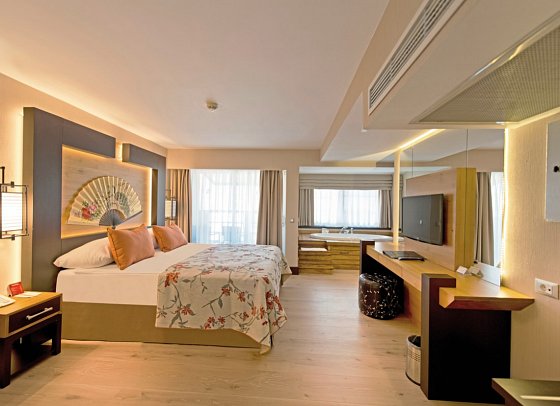 Limak Lara De Luxe Resort - Wohnbeispiel Familienzimmer (Zimmercodierungen FB1 & FB2)