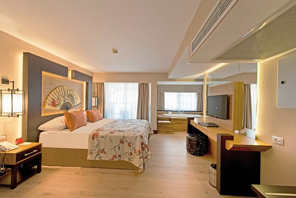 Limak Lara De Luxe Resort - Wohnbeispiel Familienzimmer (Zimmercodierungen FB1 & FB2)