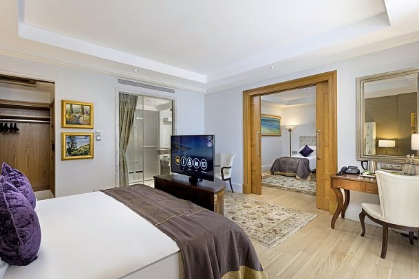 Mardan Palace - Wohnbeispiel Familienzimmer (Zimmercodierung FB1)