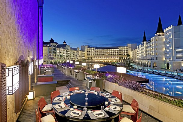 Mardan Palace