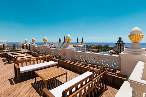 Mardan Palace