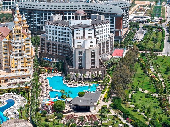 Melas Lara Hotel