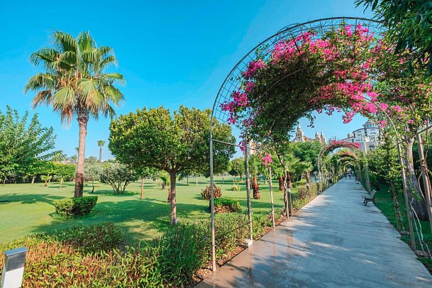Melas Lara Hotel