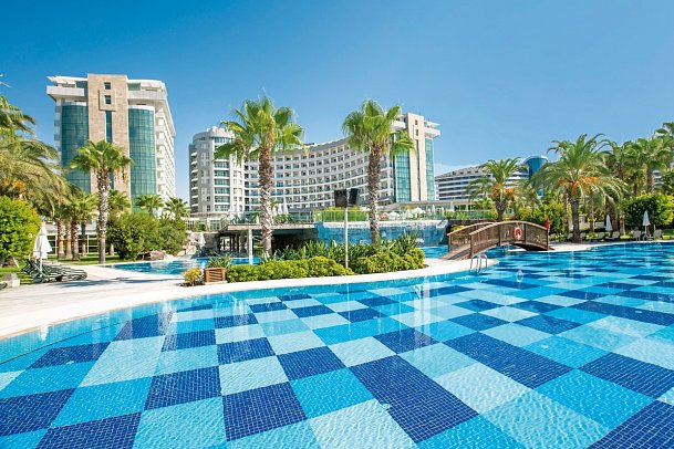 Sherwood Exclusive Lara