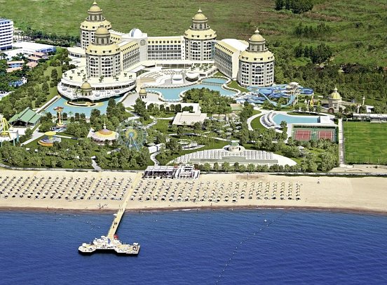 Delphin BE GRAND Resort