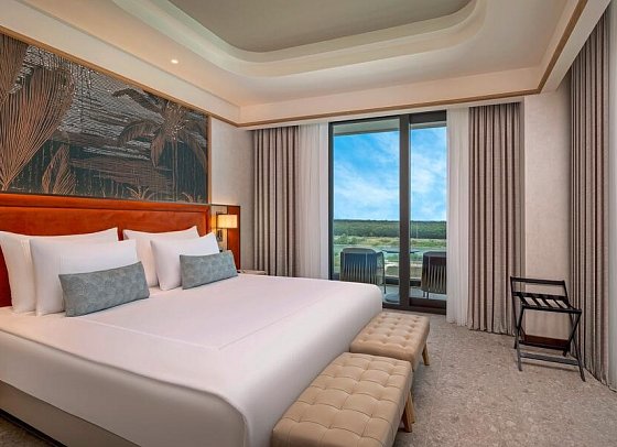 Trendy Perge Resort & Suites - Wohnbeispel Juniorsuite Meerseite (Zimmercodierung JBC)