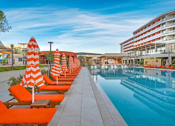 Trendy Perge Resort & Suites