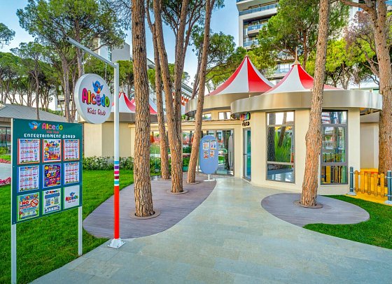 Trendy Perge Resort & Suites