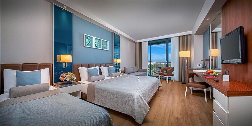 Baia Lara - Wohnbeispiel Vierbettzimmer Landblick (Zimmercodierung D1L)