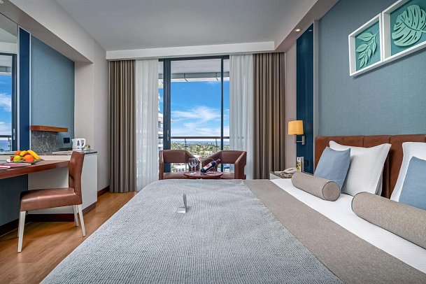 Baia Lara - Wohnbeispiel Doppelzimmer Meerblick (Zimmercodierungen DBM & DCM)