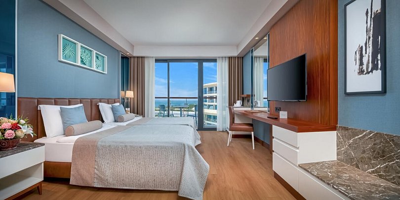 Baia Lara - Wohnbeispiel Familienzimmer Deluxe Meerblick (Zimmercodierung FDM)