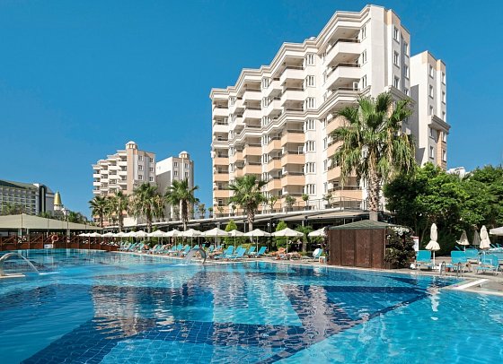 Ramada Resort Lara
