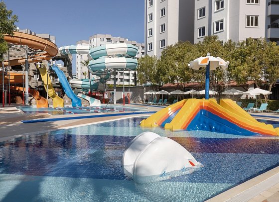 Ramada Resort Lara