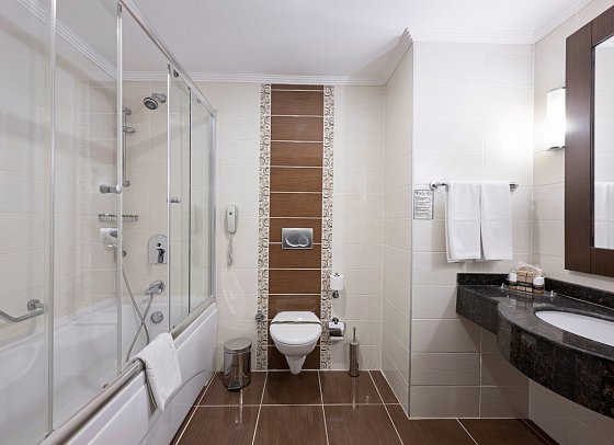 Megasaray Westbeach Antalya - Beispiel Bad