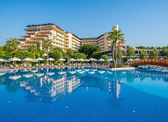 Bellis Deluxe Hotel