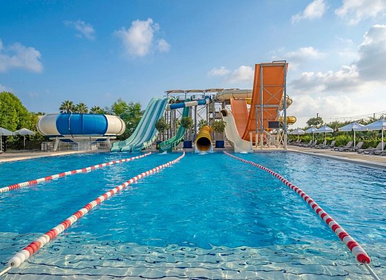Bellis Deluxe Hotel
