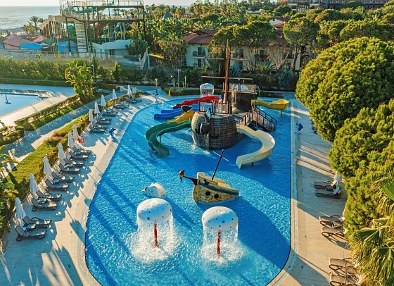 Bellis Deluxe Hotel