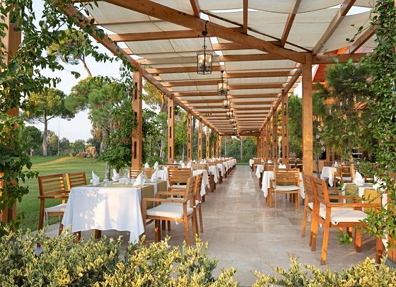 Bellis Deluxe Hotel