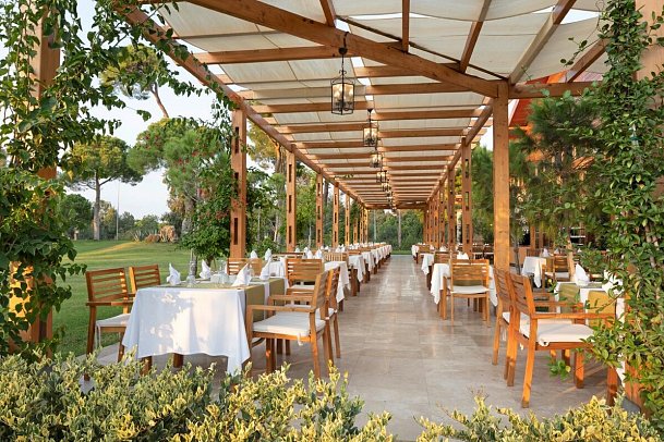 Bellis Deluxe Hotel