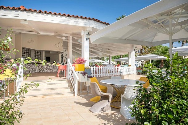 Bellis Deluxe Hotel