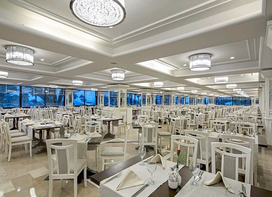 Bellis Deluxe Hotel