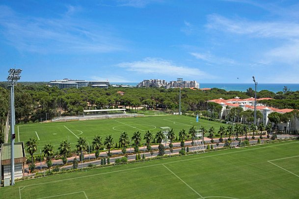 Bellis Deluxe Hotel