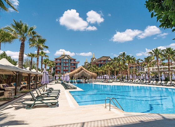 Siam Elegance Hotels & Spa