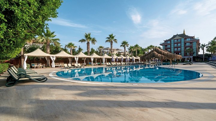 Siam Elegance Hotels & Spa