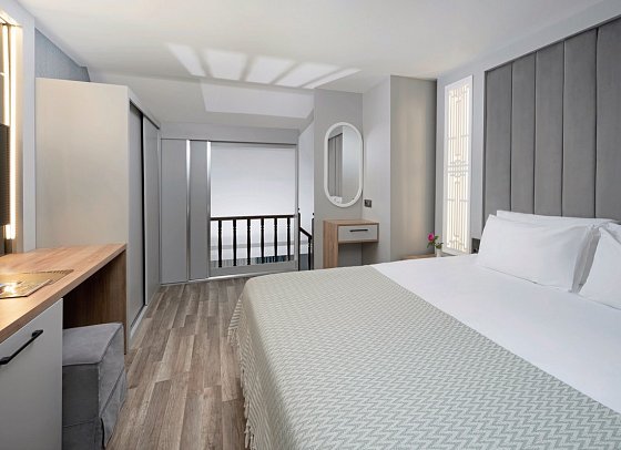 Siam Elegance Hotels & Spa - Wohnbeispiel Familienzimmer Duplex (Zimmercodierungen MB1 & MB2)