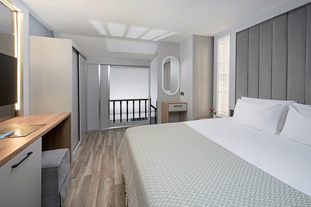 Siam Elegance Hotels & Spa - Wohnbeispiel Familienzimmer Duplex (Zimmercodierungen MB1 & MB2)