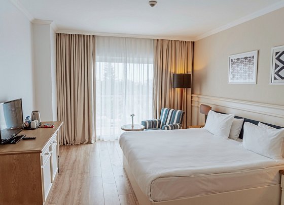 IC Hotels Santai Family Resort - Wohnbeispiel Junior Suite (Zimmercodierung JBM)