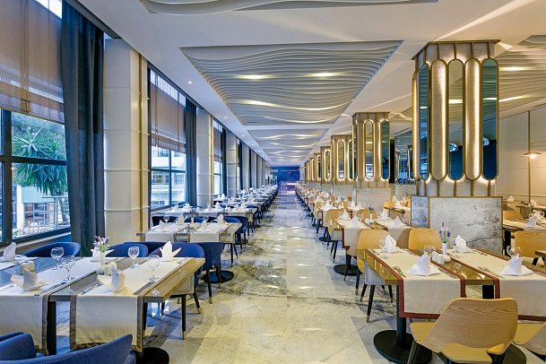 Limak Atlantis De Luxe Hotel & Resort