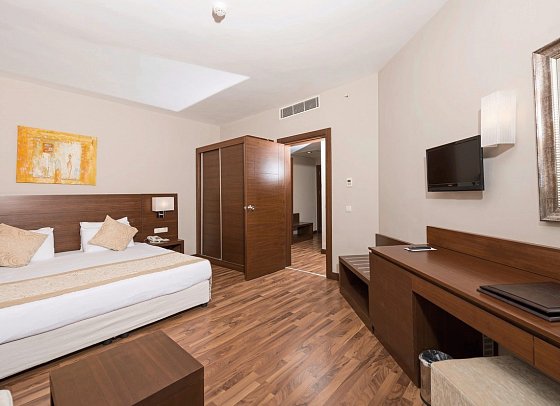 Roma Beach Resort & Spa - Wohnbeispiel Familienzimmer (Zimmercodierung FBL)