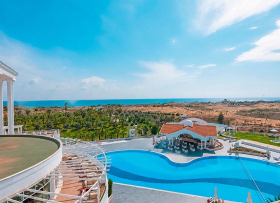 Roma Beach Resort & Spa