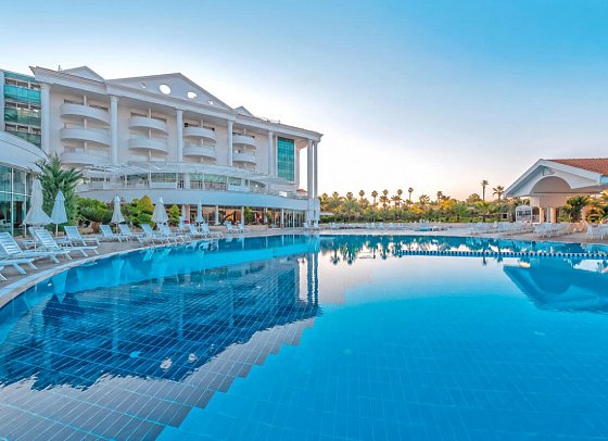 Roma Beach Resort & Spa
