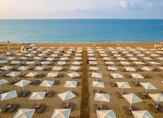 Roma Beach Resort & Spa