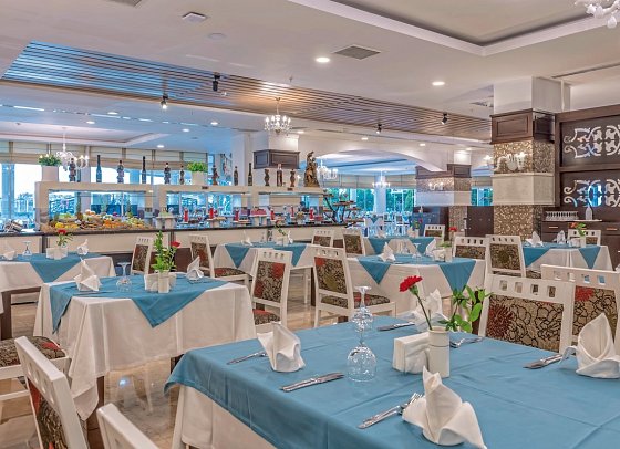 Roma Beach Resort & Spa