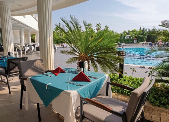 Roma Beach Resort & Spa