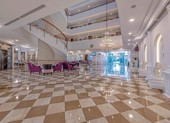 Roma Beach Resort & Spa