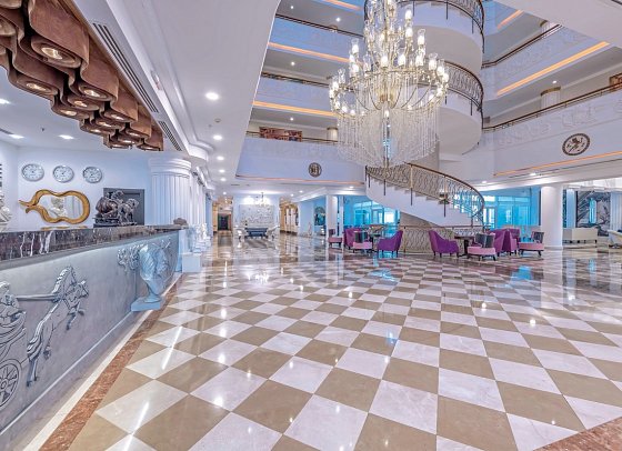 Roma Beach Resort & Spa