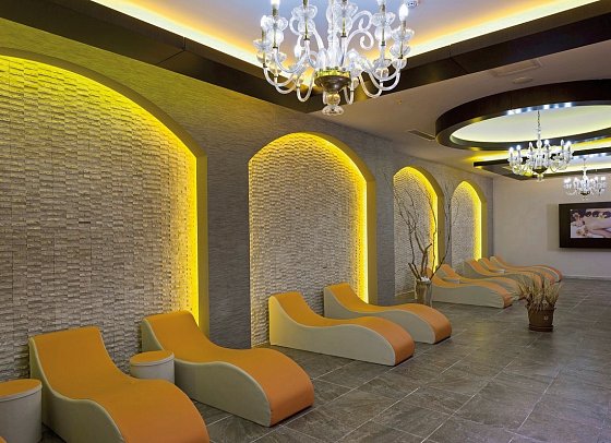 Roma Beach Resort & Spa