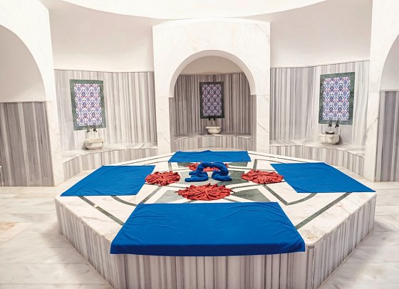 Roma Beach Resort & Spa