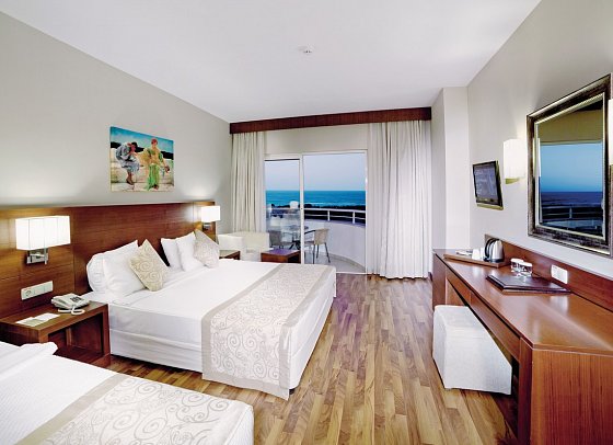 Roma Beach Resort & Spa - Wohnbeispiel Doppelzimmer Meerblick (Zimmercodierung DBM)