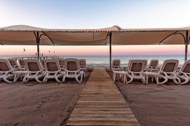 Kirman Belazur Resort & Spa