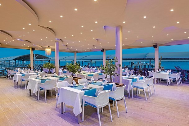 Kirman Belazur Resort & Spa