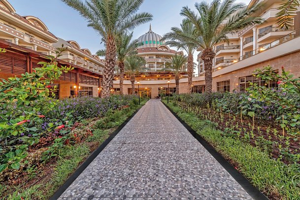 Kirman Belazur Resort & Spa