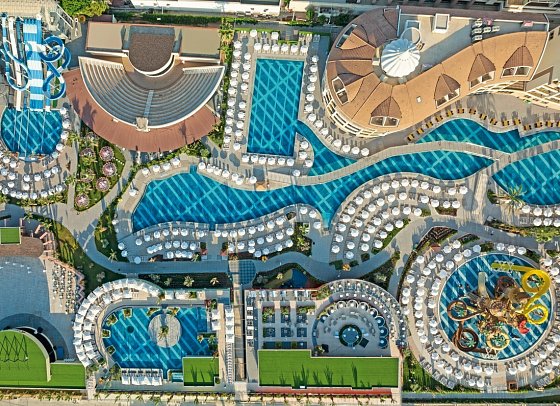 Kirman Belazur Resort & Spa